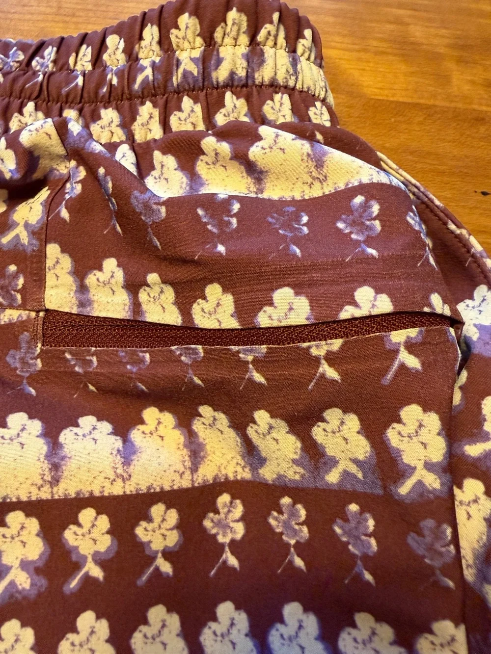 Men’s Lululemon Maroon Patterned Elastic-Waist swim trunks